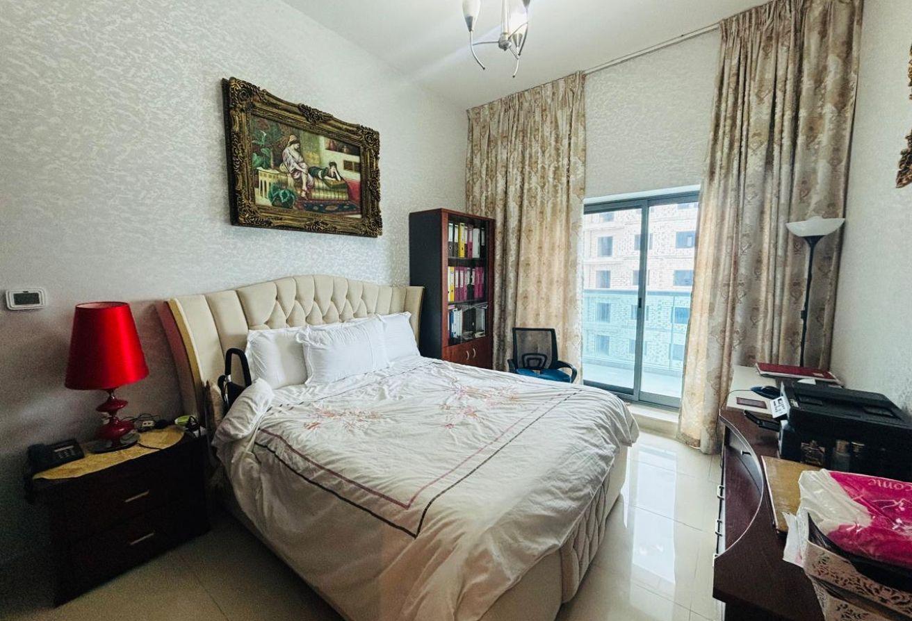 Fully Renovated Apartment| Low Floor | Vacant Now photo 10