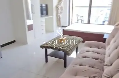 شقة - 1 حمام للايجار في كريستال مساكن - منطقة 11 - قرية جميرا الدائرية - دبي