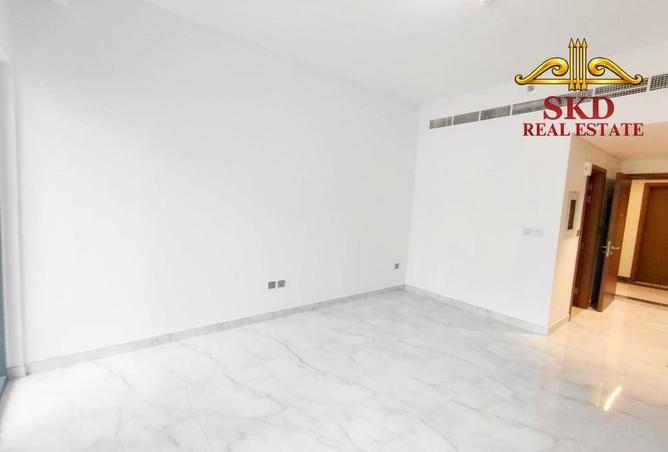 75014000 - Property Image 2