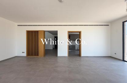 Villa - 4 - 4 for rent in Jebel Ali Village Villas - Jebel Ali Village - Jebel Ali - Dubai