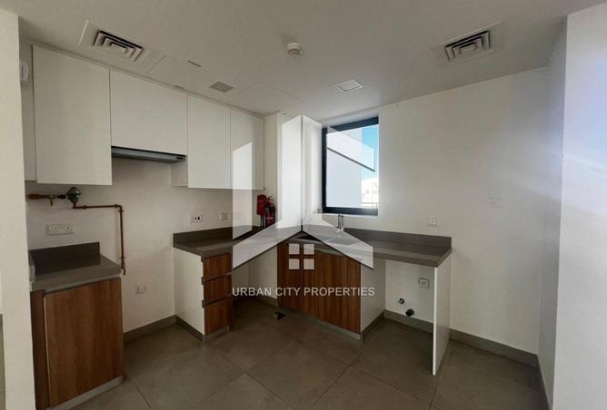 111403494 - Property Image 3
