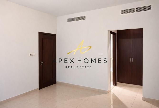 73112192 - صورة العقار 3