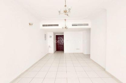 Apartment - 1 Bedroom - 2 Bathrooms for rent in New Al Taawun Road - Al Taawun - Sharjah