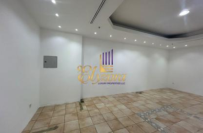 Shop - Studio - 4 for rent in Warba Center - Al Muraqqabat - Deira - Dubai Shop - Studio - 4 for rent in Warba Center - Al Muraqqabat - Deira - Dubai