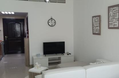 Apartment - Studio - 1 Bathroom for rent in Capital Tower - Al Majaz - Sharjah