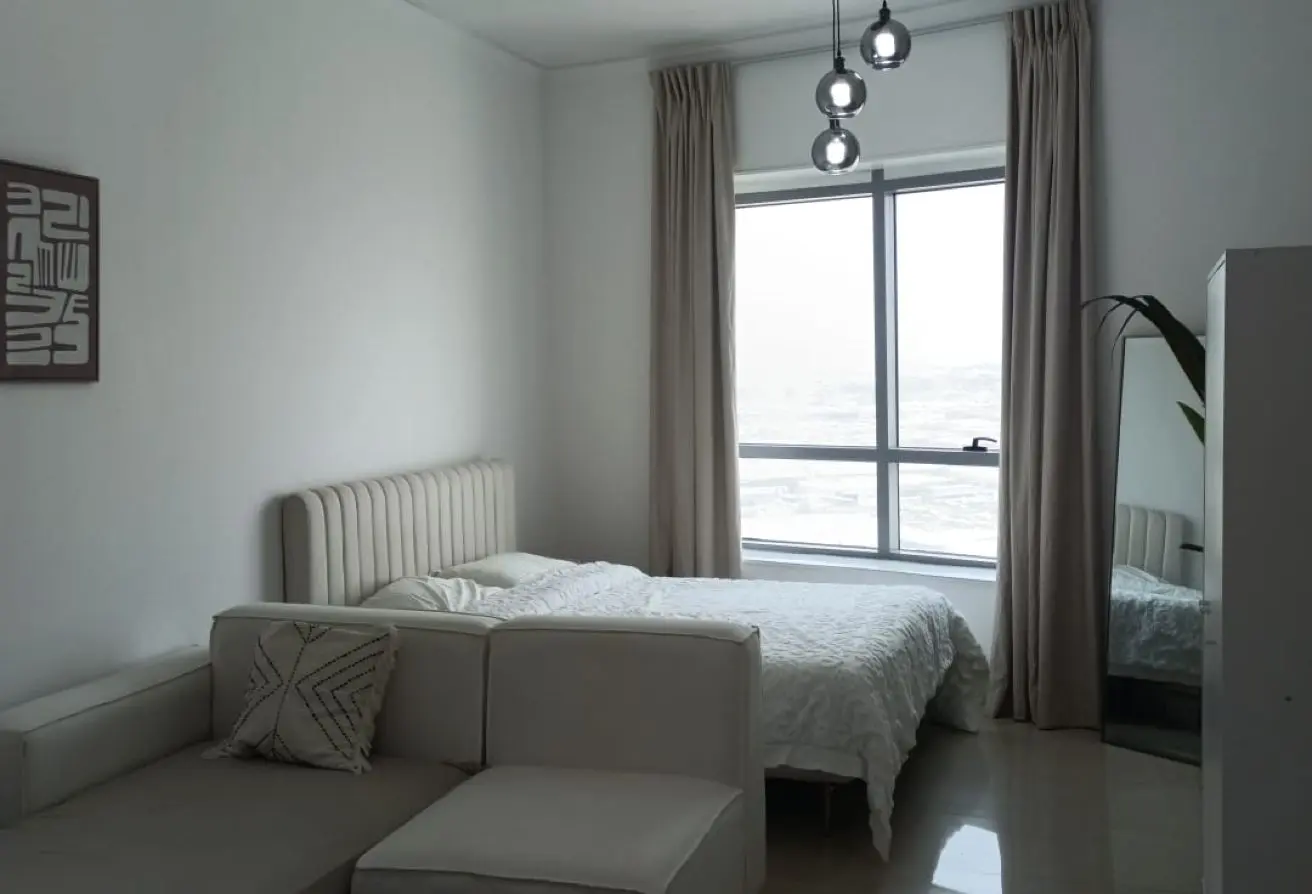 128832925 - Property Main Image