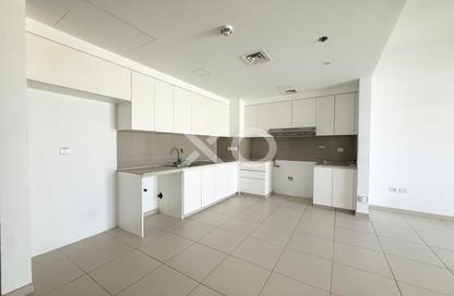 Apartment - 2 Bedrooms - 2 Bathrooms for rent in Zahra Apartments 1A - Zahra Apartments 1 - Zahra Apartments - Town Square - Dubai