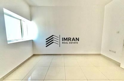Apartment - 1 Bedroom - 1 Bathroom for rent in Al Khan - Sharjah Apartment - 1 Bedroom - 1 Bathroom for rent in Al Khan - Sharjah