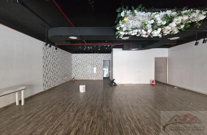 Shop - Studio - 1 Bathroom for rent in Al Thani Muwaileh - Muwaileh Commercial - Sharjah