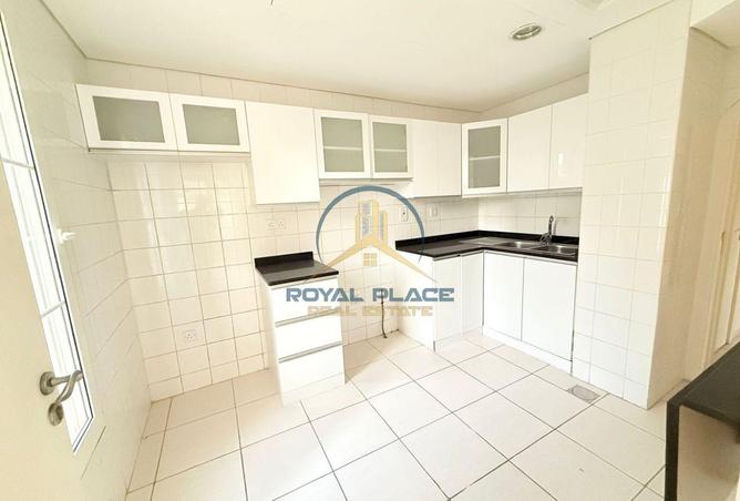 79834265 - Property Image 3