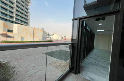 Shop - Studio for rent in Binghatti Gardens - Dubai Silicon Oasis - Dubai