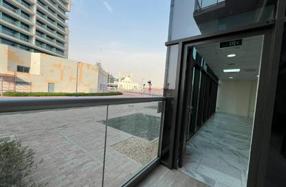 Shop - Studio for rent in Binghatti Gardens - Dubai Silicon Oasis - Dubai