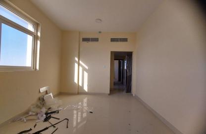 Staff Accommodation - Studio - 7+ Bathrooms for rent in Maliha - Sharjah Industrial Area - Sharjah