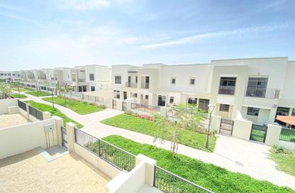 Townhouse - 3 Bedrooms - 4 Bathrooms for sale in Naseem Townhouses - Town Square - Dubai