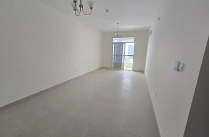 شقة - غرفة نوم - 1 حمام للايجار في الجادة - الشارقة