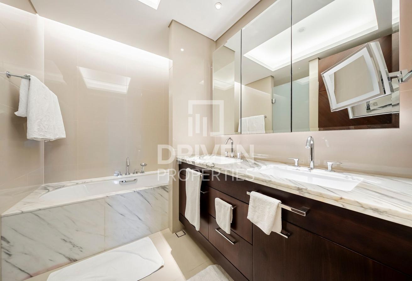 Burj and Fountain View | Furnished | High Floor photo 13