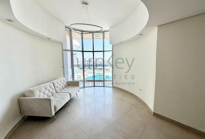 100851887 - Property Image 3