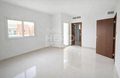 Townhouse - 3 - 4 for rent in Manazel Al Reef 2 - Al Samha - Abu Dhabi