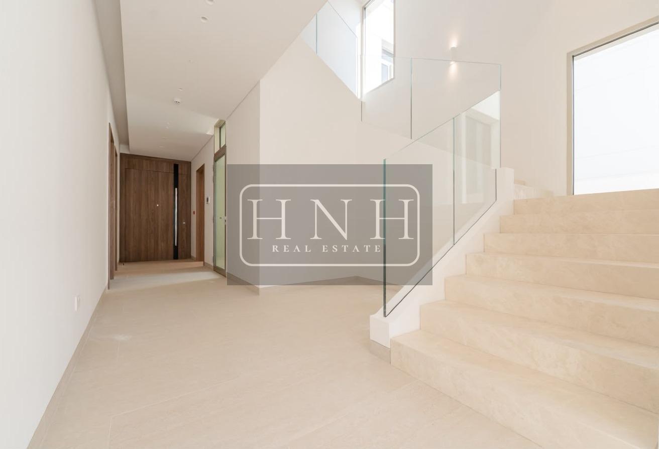 Modern Villa | Unfurnished | Peaceful Community photo 17