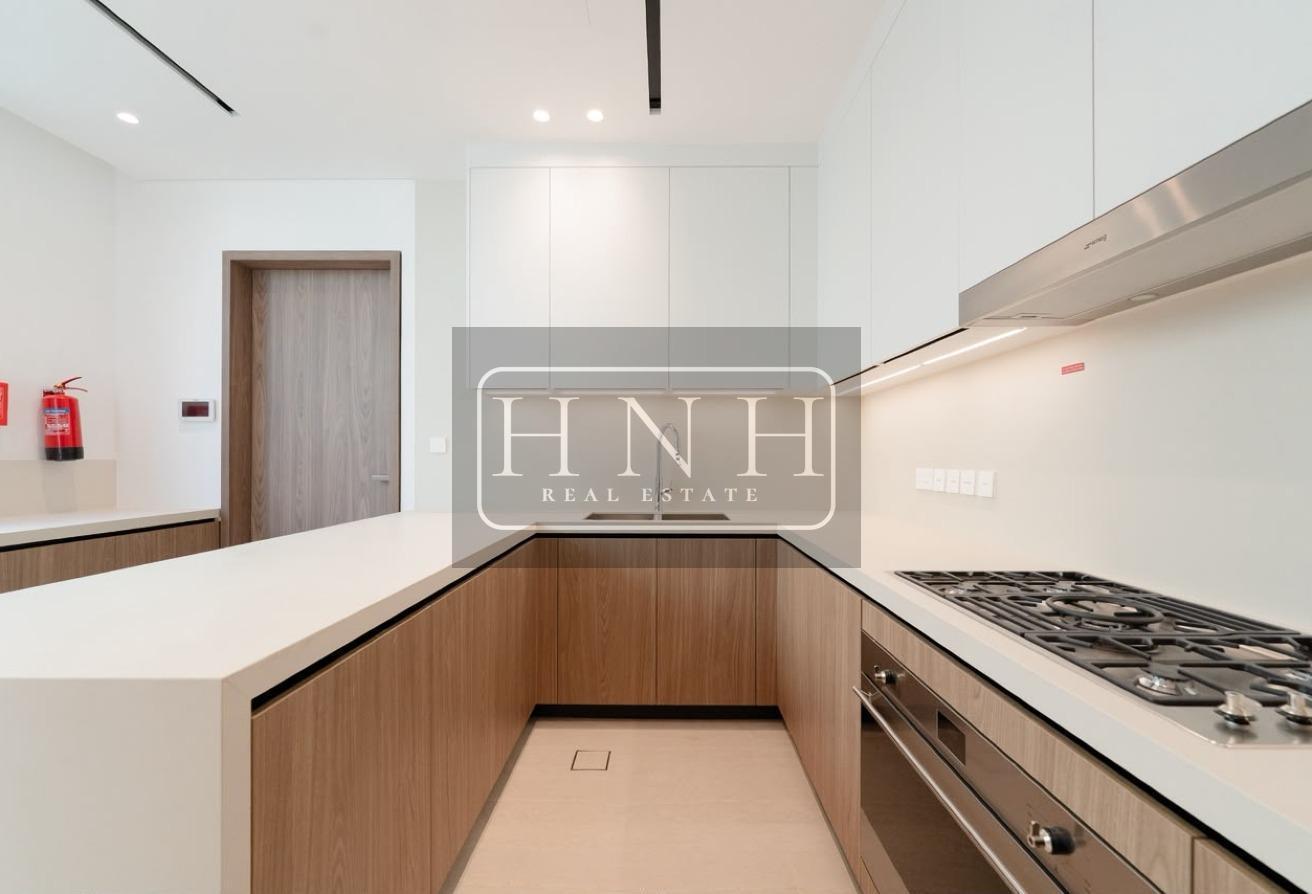 Modern Villa | Unfurnished | Peaceful Community photo 9