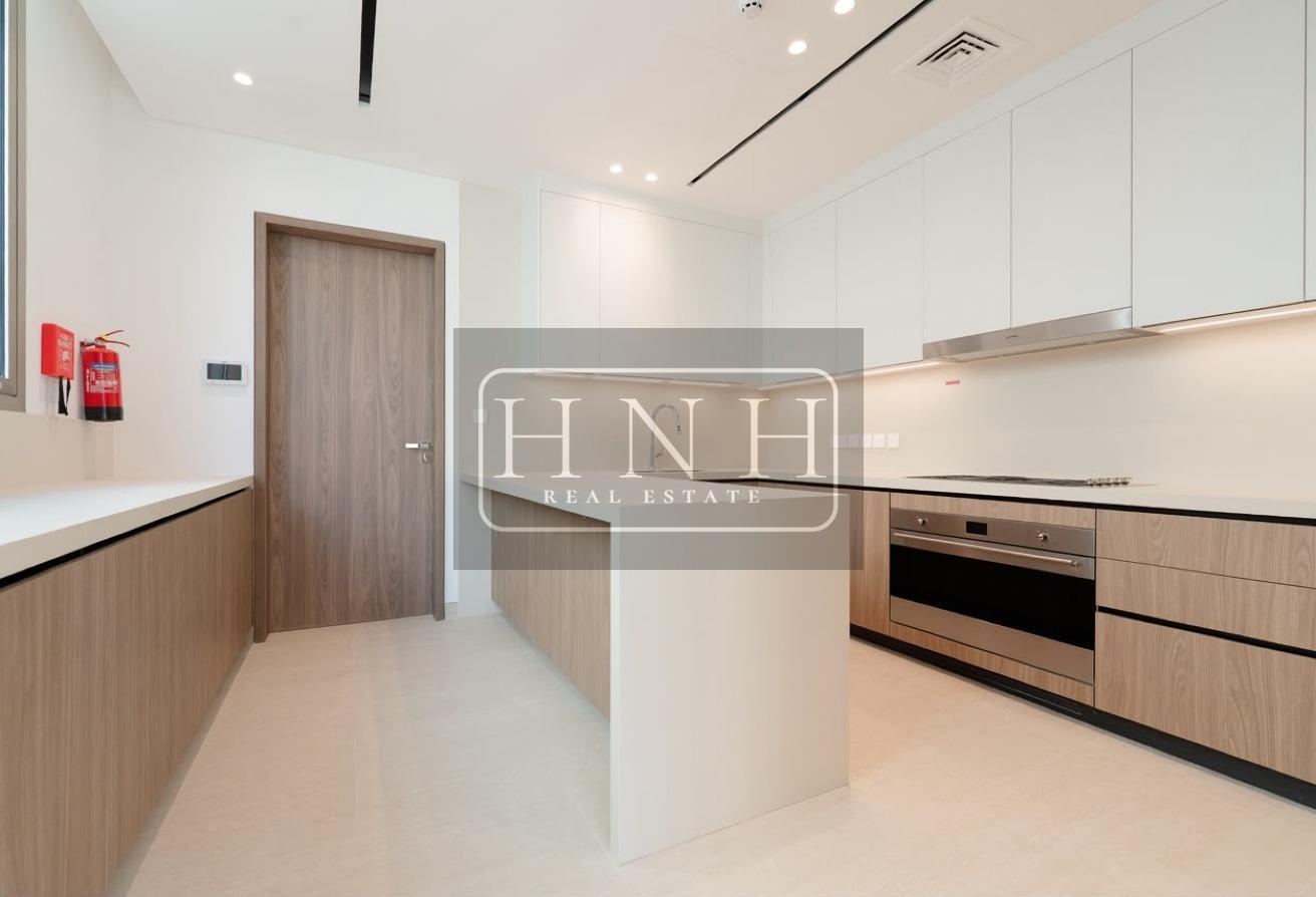 Modern Villa | Unfurnished | Peaceful Community photo 12