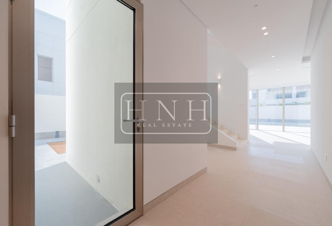 Modern Villa | Unfurnished | Peaceful Community photo 20