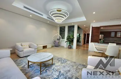 فيلا - 4 غرف نوم - 6 حمامات للايجار في إليجانز من الدانوب - منطقة 14 - قرية جميرا الدائرية - دبي