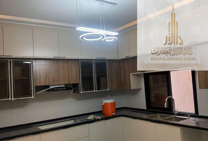 128861700 - Property Image 3