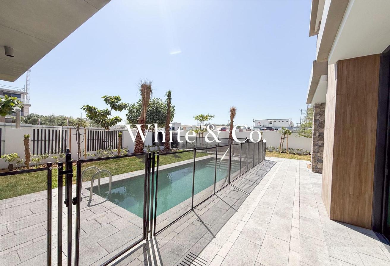 Large Plot | Type B Layout | Private Pool photo 9