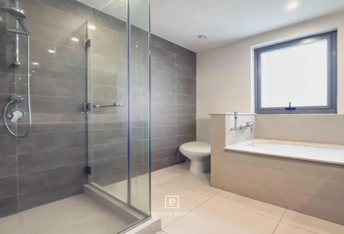 Upgraded | Extended Villa | Modern Luxury photo 4