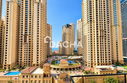 Apartment - Studio - 1 for rent in LIV Residence - Dubai Marina - Dubai