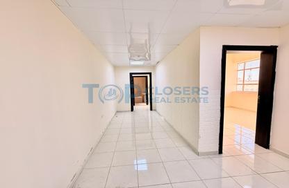 Apartment - 3 Bedrooms - 3 Bathrooms for rent in Bida Bin Ammar - Asharej - Al Ain