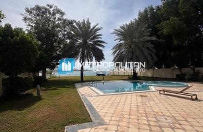 Villa - 4 Bedrooms - 5 Bathrooms for rent in Royal Marina Villas - Marina Village - Abu Dhabi