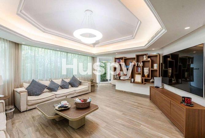 141915353 - Property Image 2