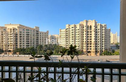 Apartment - 2 Bedrooms - 3 Bathrooms for sale in Golden Mile 2 - Golden Mile - Palm Jumeirah - Dubai