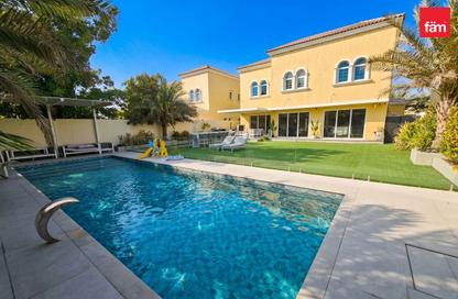 Villa - 4 - 4 for rent in District 5 - Jumeirah Park - Dubai