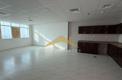 Apartment - 1 - 1 for rent in RAK Tower - Al Seer - Ras Al Khaimah