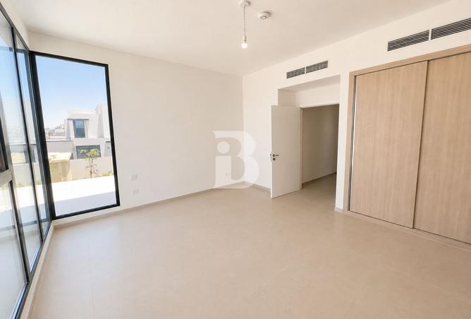 128821067 - Property Image 3