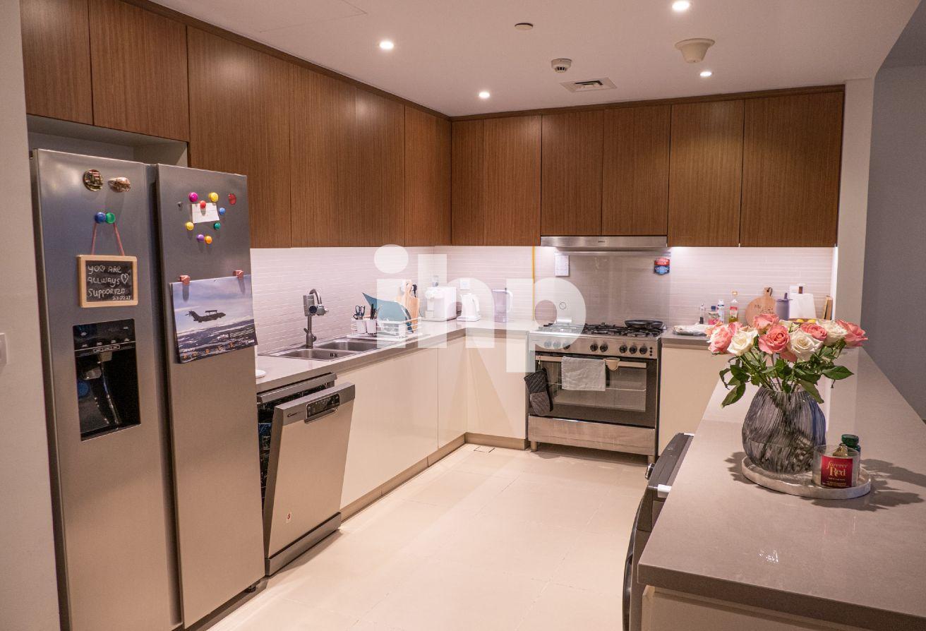 Chiller free|Marina & Burj Al Arab views|Maid Room photo 4