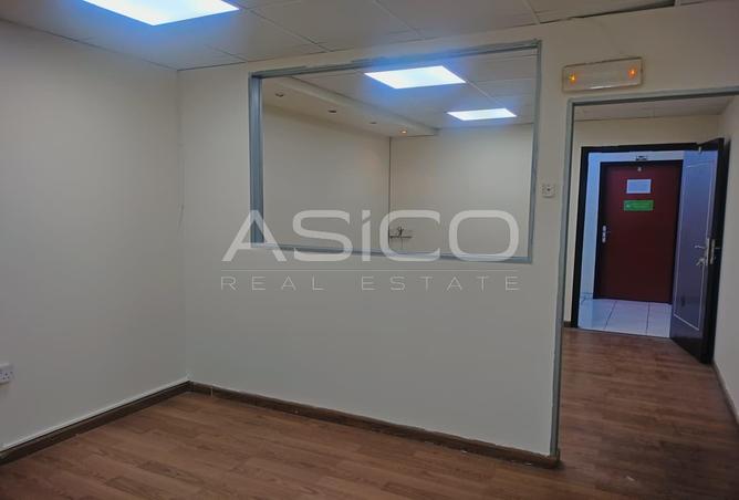 98700359 - Property Main Image