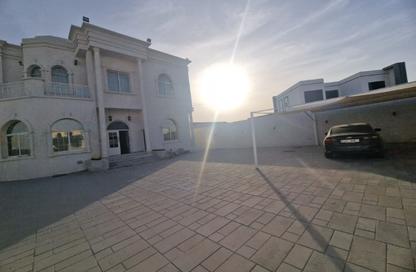 Villa - 5 Bedrooms - 7+ Bathrooms for rent in Al Riffa - Ras Al Khaimah