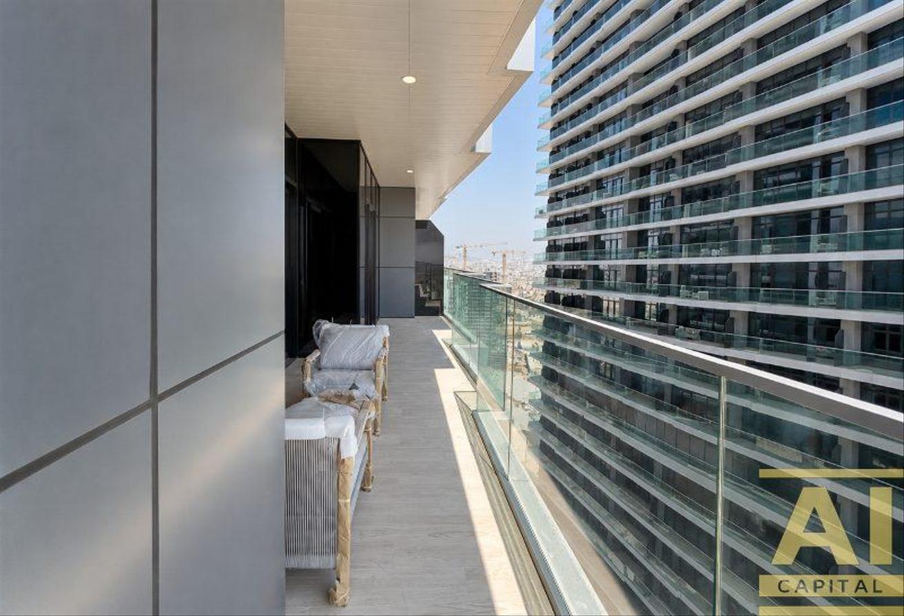 Spacious 2 Bed | Huge Balcony | Furnished Unit photo 13