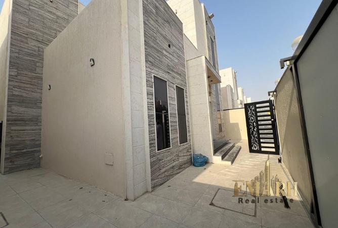 138773003 - Property Image 2