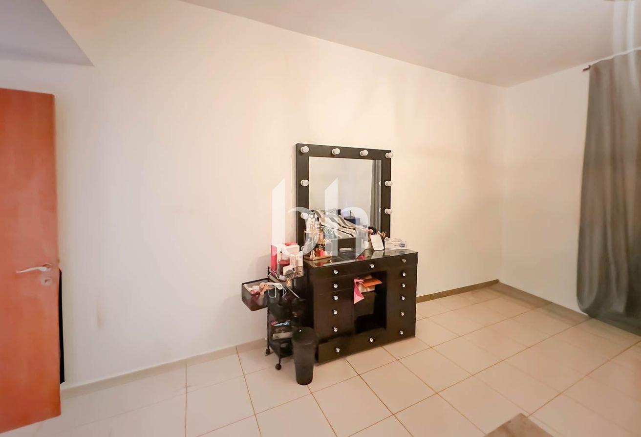 Large Layout | Fully Furnished | Multiple Cheques photo 5