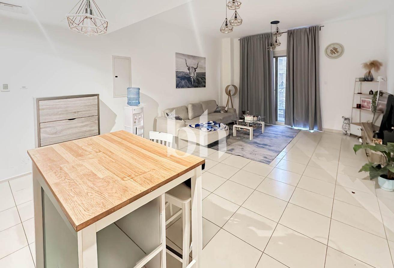 Large Layout | Fully Furnished | Multiple Cheques photo 8