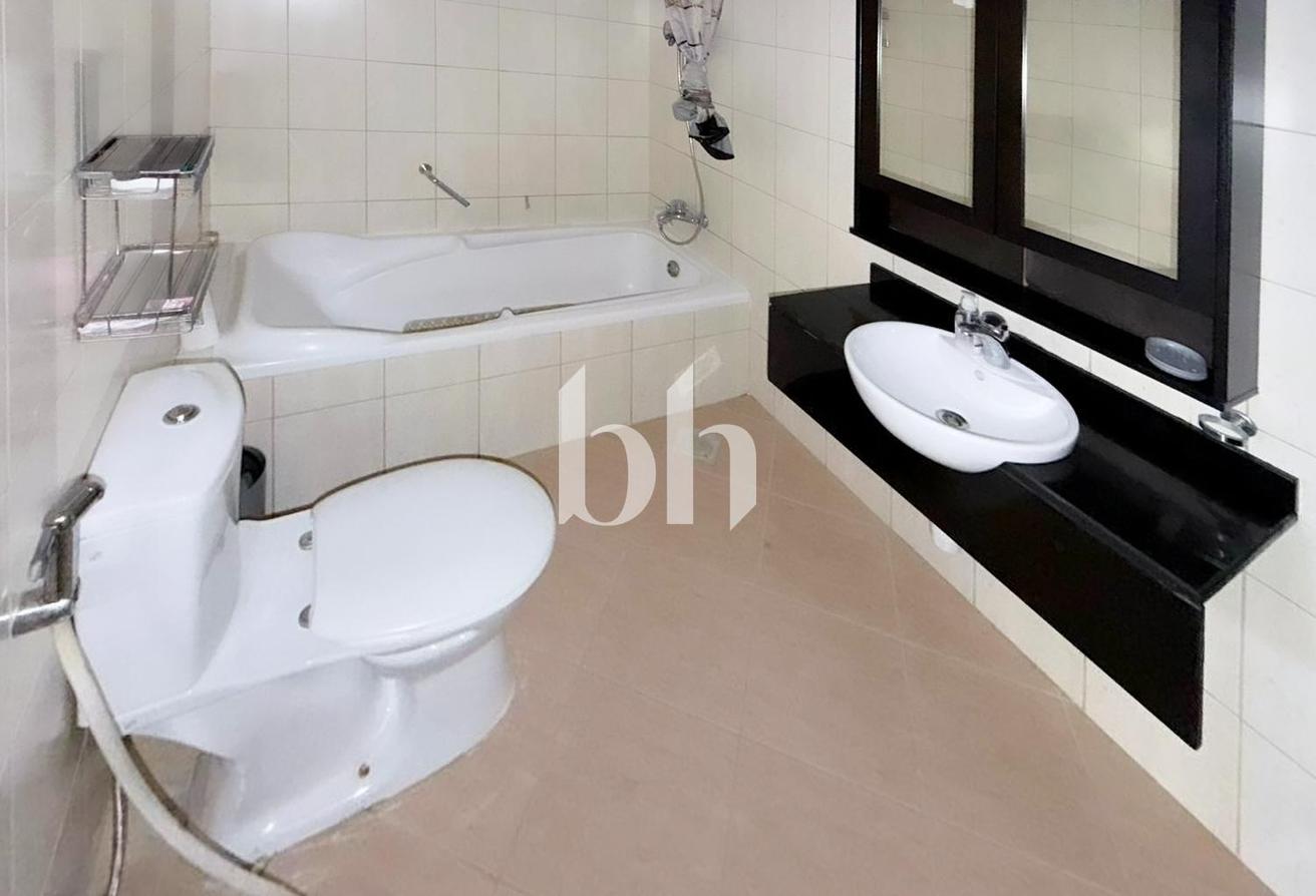 Large Layout | Fully Furnished | Multiple Cheques photo 13