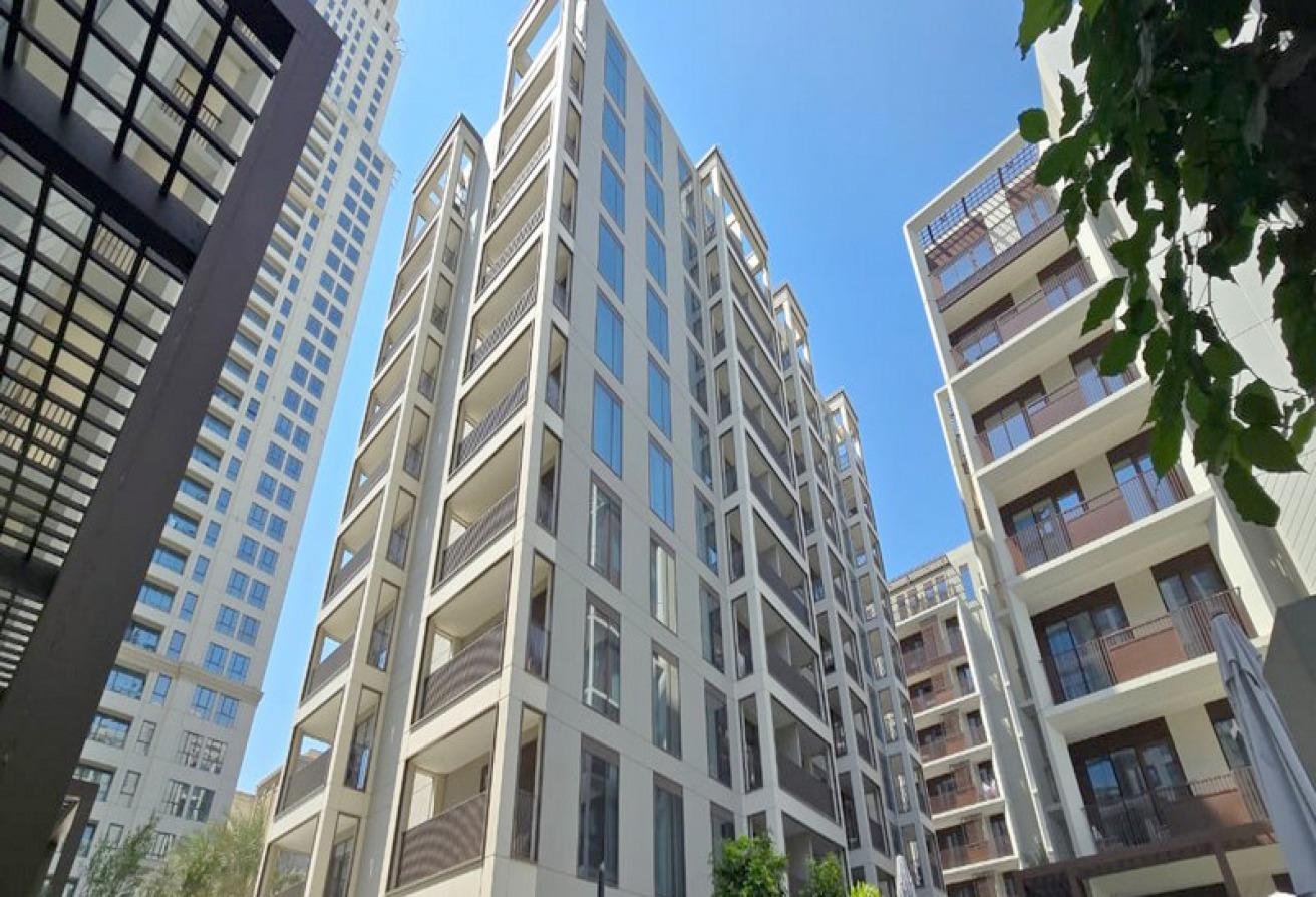 Modern 1BR | Prime Location & Waterfront Living photo 12