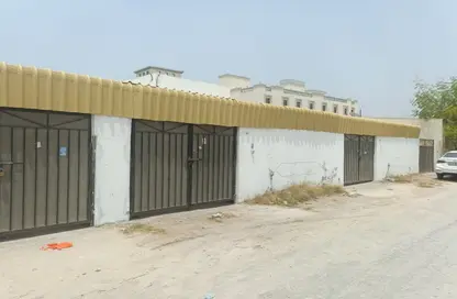 Warehouse - Studio - 3 Bathrooms for rent in Al Mairid - Ras Al Khaimah
