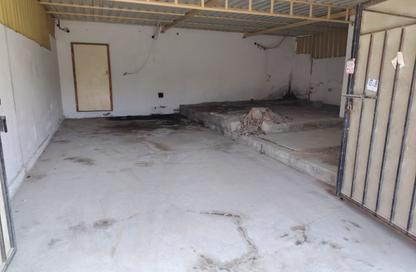 Warehouse - Studio - 3 Bathrooms for rent in Al Mairid - Ras Al Khaimah