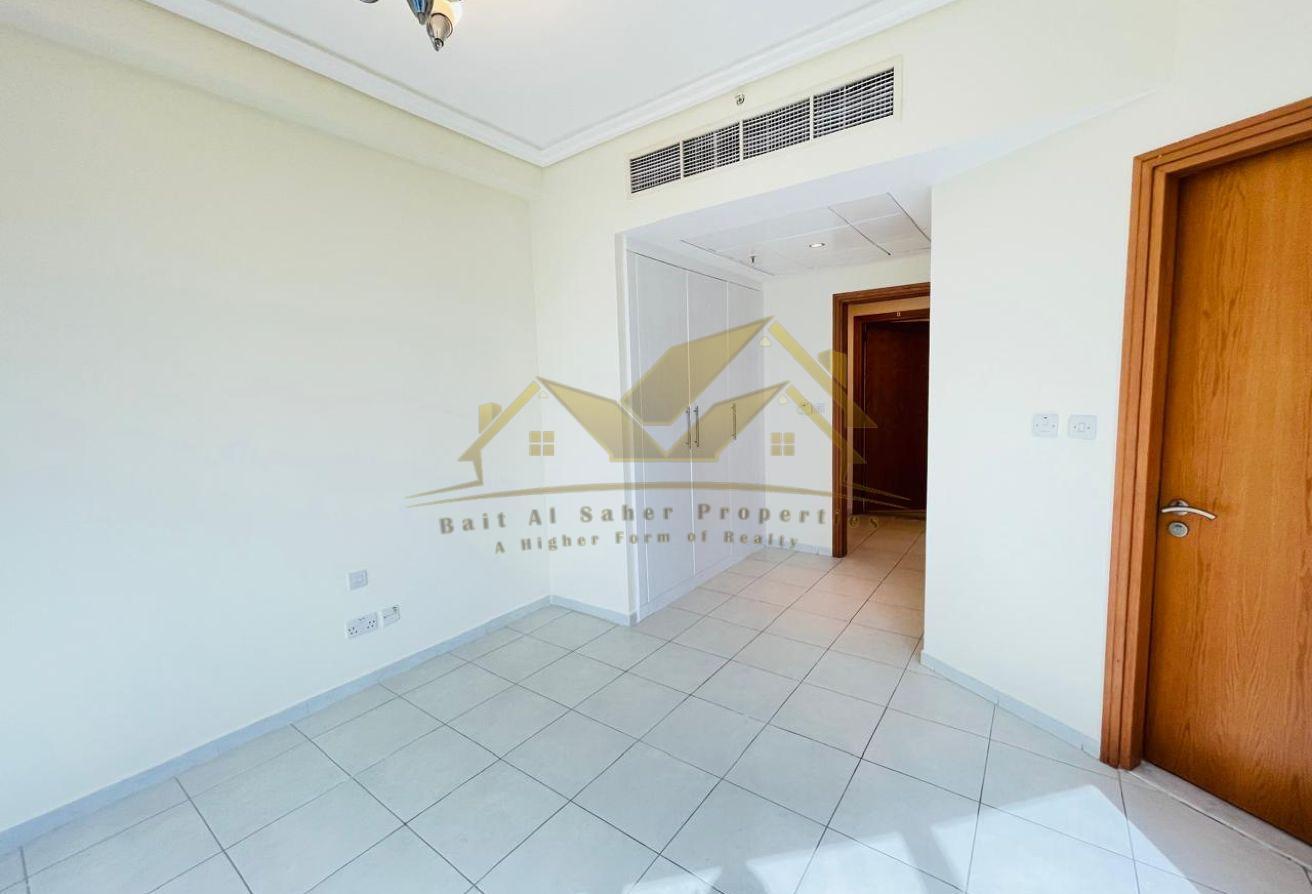 Chiller free 2 BHK| 15 Days Free | Pool & Gym photo 11